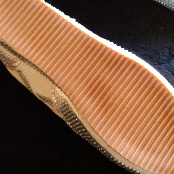 Sneakers - Picture 2 of 3